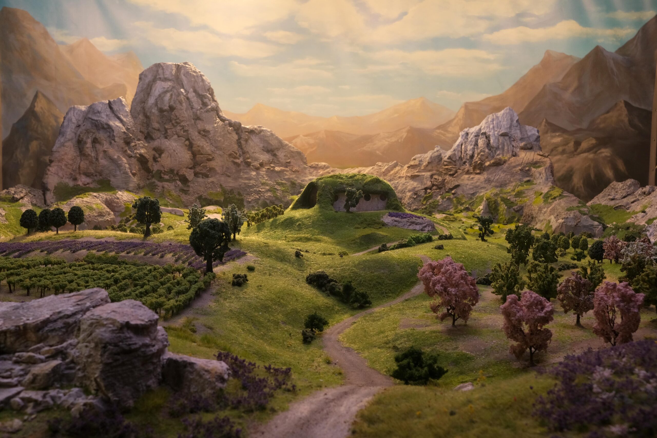 ANNIE'S / GREEN VALLEY LANDSCAPE MINIATURE