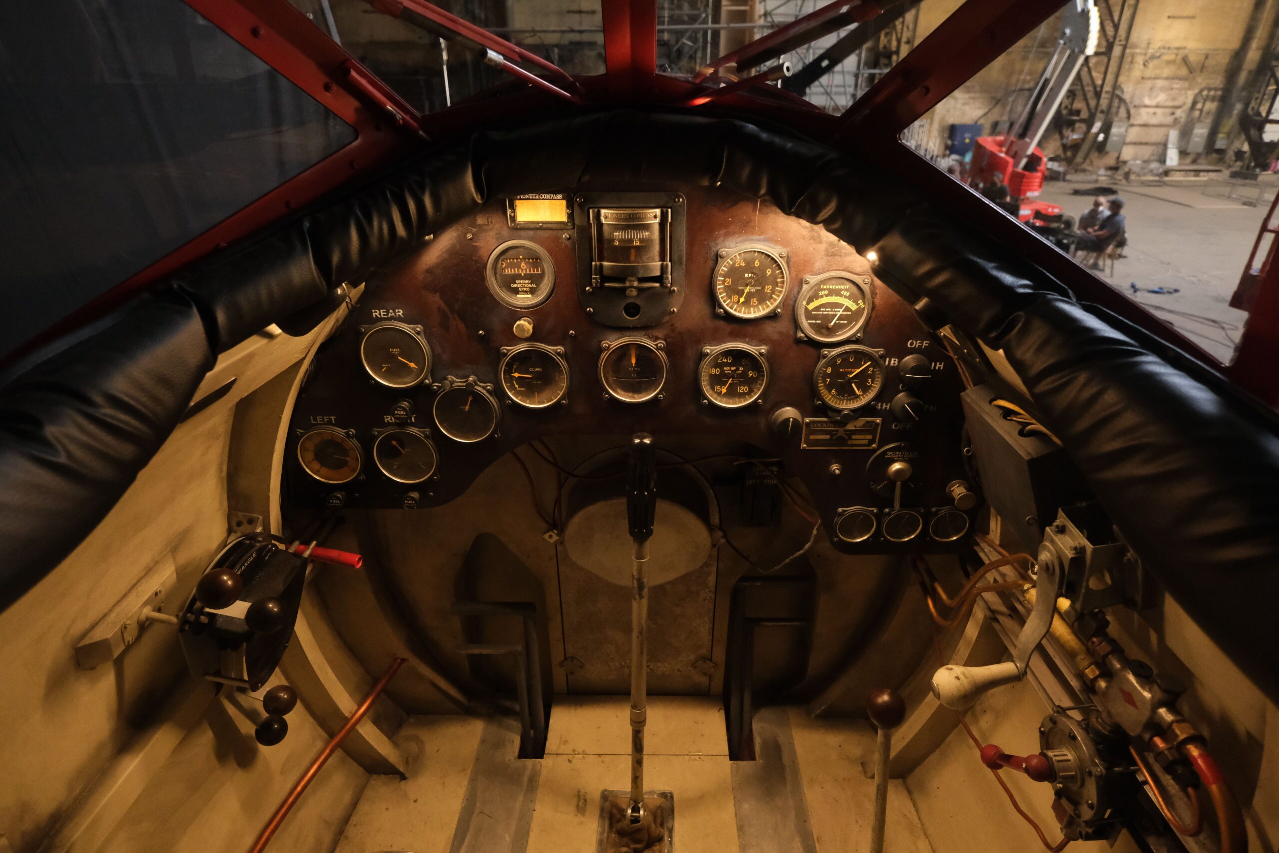 Play Station / Lockheed Vega 5B plane model